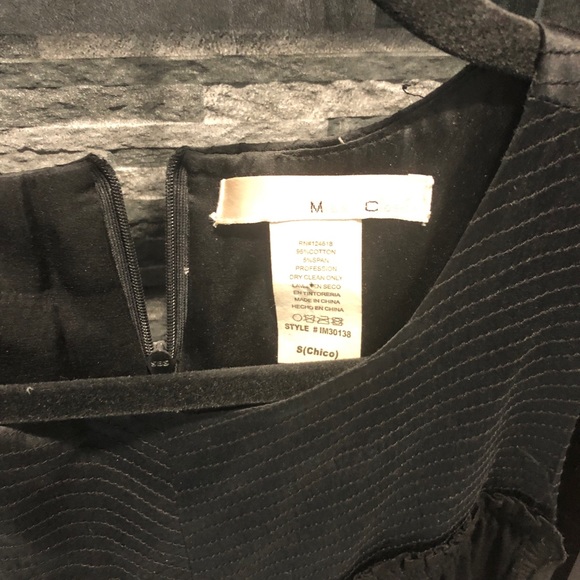 Miss Closet Fancy Sleeveless Top - Picture 4 of 12